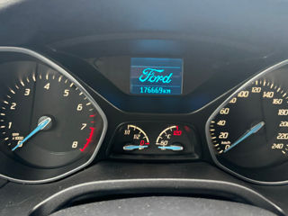 Ford Focus foto 16