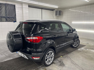 Ford EcoSport foto 4