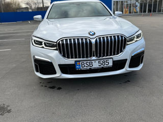 BMW 7 Series foto 8