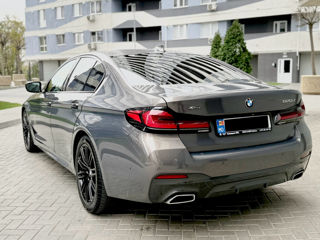 BMW 5 Series foto 6