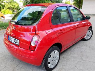 Nissan Micra foto 2