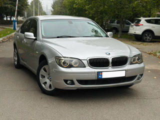 BMW 7 Series foto 3