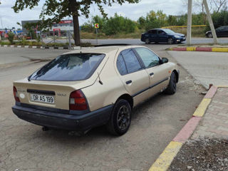 Nissan Primera foto 2