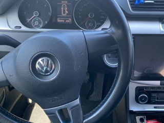 Volkswagen Passat foto 4