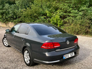 Volkswagen Passat foto 2