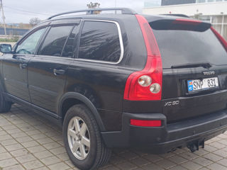 Volvo XC90 foto 2