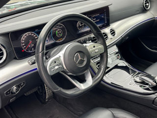 Mercedes E-Class foto 12