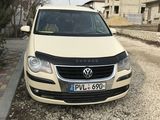 Volkswagen Touran foto 1