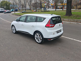 Renault Grand Scenic foto 8