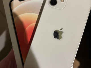 Vând Iphone 12