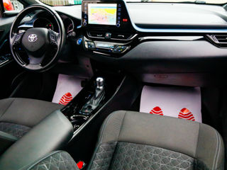 Toyota C-HR foto 7