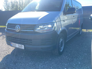 Volkswagen T6 2.0TDI 2016 foto 2