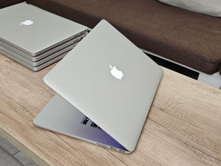 MacBook Pro 15 retina 2015 (i7 3.50Ghz, 16gb) Bateria noua foto 2