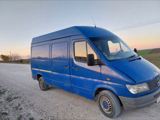 Mercedes Sprinter 208D foto 2