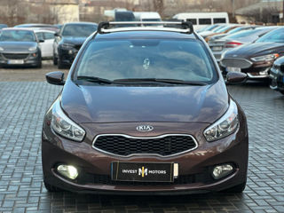 KIA Ceed foto 2