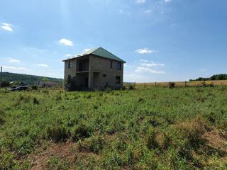 Casa pe 12 ari teren  , 6km distanță de Ciocana