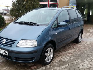 Volkswagen Sharan foto 3