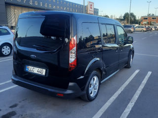 Ford Tourneo Connect foto 8