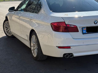 BMW 5 Series foto 5