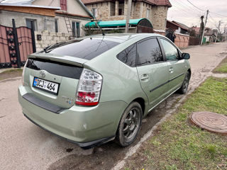 Toyota Prius foto 3