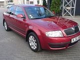 Skoda Superb foto 1