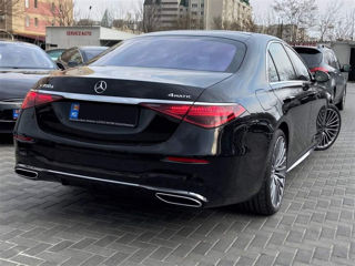 Chirie Mercedes Benz de lux albe&negre / Aренда Mercedes Benz люксовые белые&черные