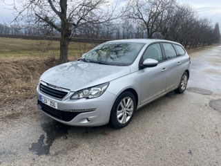 Peugeot 308 foto 2