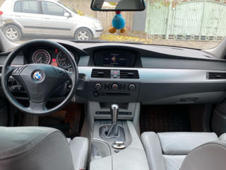 BMW 5 Series foto 8