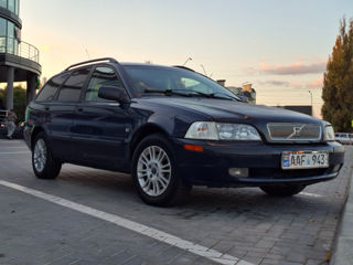 Volvo V40 foto 2