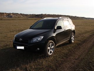 Toyota Rav 4 foto 2