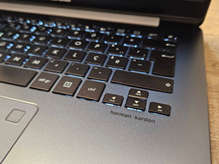 Asus ZenBook (i7 8550u, ram 16Gb, SSD 512Gb) foto 8