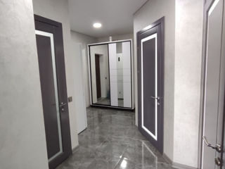 Apartament cu 2 camere, 53 m², Periferie, Sîngera, Chișinău mun. foto 3