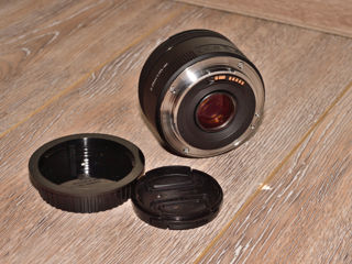 Canon EF 50mm f/1.8 STM foto 2