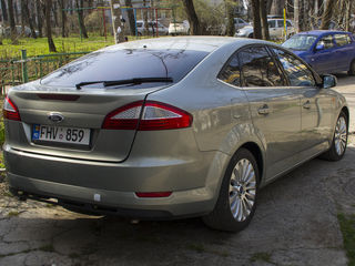 Ford Mondeo foto 3