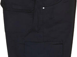 Чёрные из натуральной ткани шорты с карманамик карго. foto 4