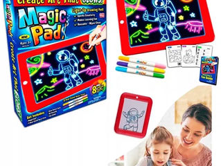 Неоновый планшет MagicPad/ Tableta de desen interactiva cu 8 efecte luminoase, Magic Pad