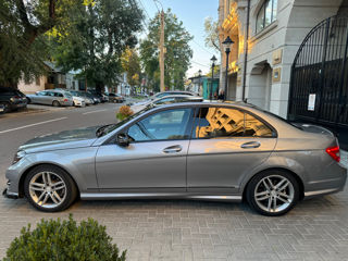 Mercedes C-Class foto 7