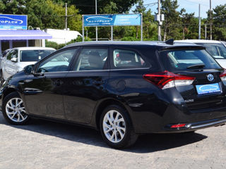 Toyota Auris foto 4