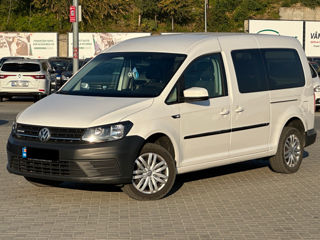 Volkswagen Touran foto 3