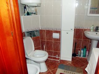 Ciocana, apartament cu 2 odai,Mircea cel Batrin --200 euro foto 10