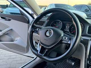 Volkswagen Passat foto 9