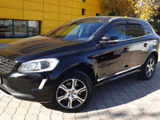 Volvo XC60 foto 11