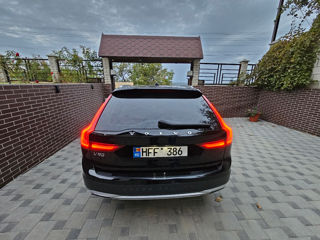 Volvo V90 Cross Country foto 3