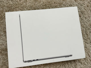 MacBook Air 13.6 2024  Proccesor M3  Color Space Gray   Sigilat  Original  Garantie Apple