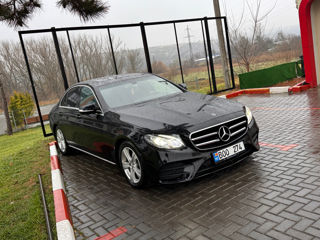 Mercedes E-Class foto 3