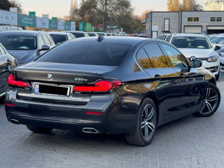 BMW 5 Series foto 3