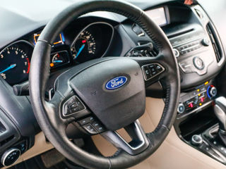 Ford Focus foto 5