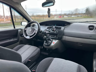 Renault Grand Scenic foto 8