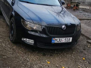 Skoda Superb foto 1