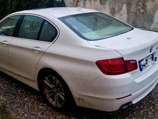 BMW 5 Series foto 2